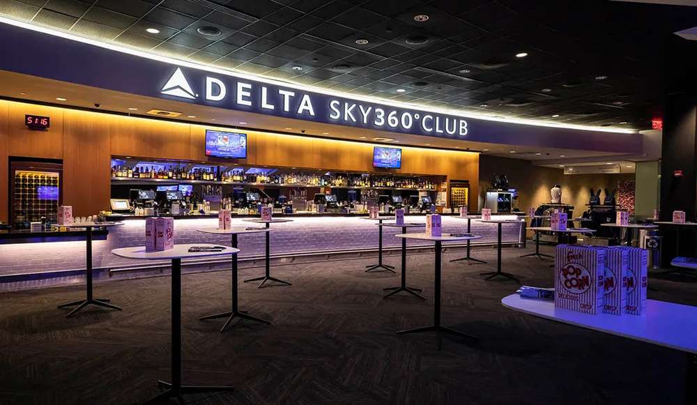 The bar at the Delta Sky 360 Club at Madison Square Garden, New York City.