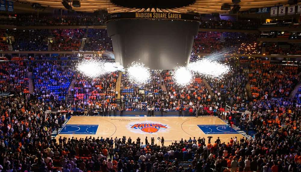 Photograph of a New York Knicks basketball game at Madison Square Garden, New York City.