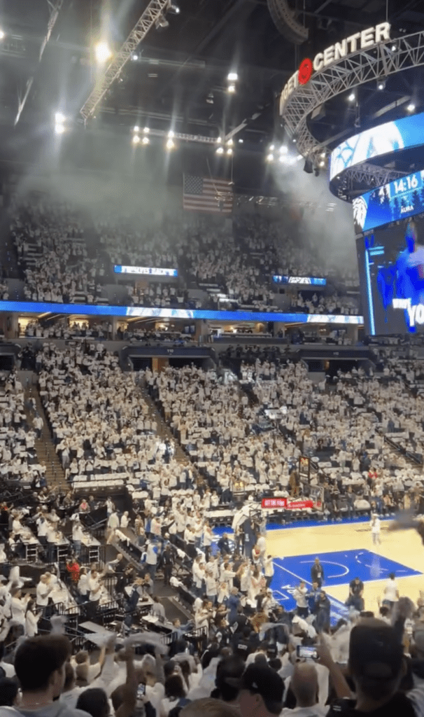 upper level corner seating target center